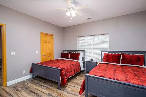 Bedroom - 80 Celebration Cove Cir, Branson, MO 65616 photo 5 of 6