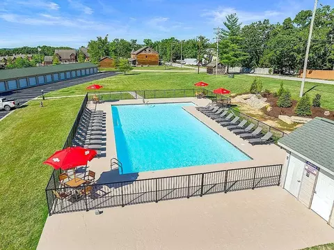 Exterior - 80 Celebration Cove Cir, Branson, MO 65616 photo 4 of 8