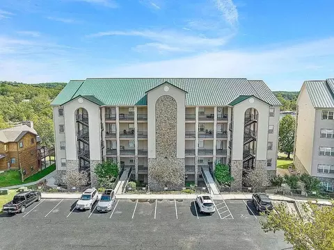 Exterior - 80 Celebration Cove Cir, Branson, MO 65616 photo 8 of 8