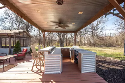 Exterior - 222 SE 30th Rd, Lamar, MO 64759 photo 5 of 20