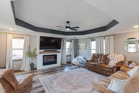 Living - 222 SE 30th Rd, Lamar, MO 64759 photo 1 of 3