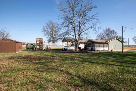 Exterior - 222 SE 30th Rd, Lamar, MO 64759 photo 12 of 20