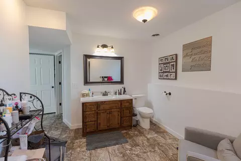 Bath - 222 SE 30th Rd, Lamar, MO 64759 photo 1 of 5