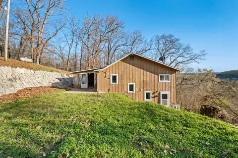 Exterior - 300 Summit Ln, Noel, MO 64854 photo 9 of 9