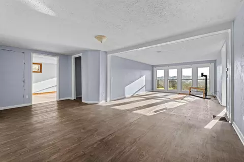 Living - 300 Summit Ln, Noel, MO 64854 photo 1 of 4