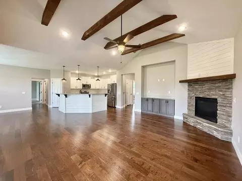 Living - 1165 W Gaslight Dr, Springfield, MO 65810 photo 1 of 4