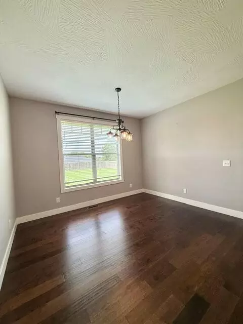 Other - 1165 W Gaslight Dr, Springfield, MO 65810 photo 1 of 9