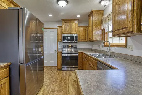 Kitchen - 2504 E Verona St, Springfield, MO 65804 photo 2 of 3