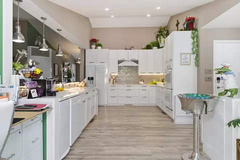 Kitchen - 149 Timber Trl, Branson, MO 65616 photo 3 of 5