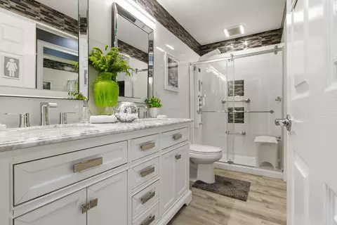 Bath - 149 Timber Trl, Branson, MO 65616 photo 5 of 7