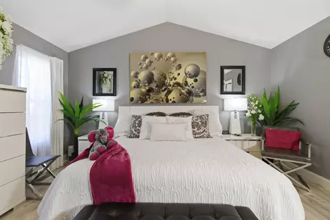 Bedroom - 149 Timber Trl, Branson, MO 65616 photo 2 of 5
