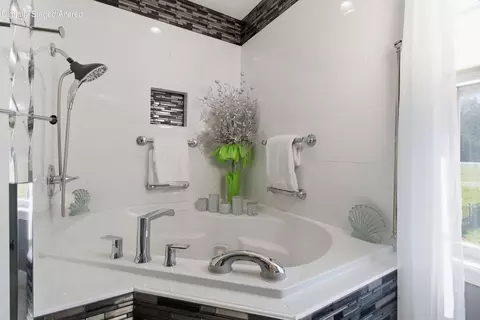 Bath - 149 Timber Trl, Branson, MO 65616 photo 3 of 7