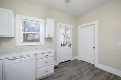 2111 N Rogers Ave, Springfield, MO 65803 photo 14