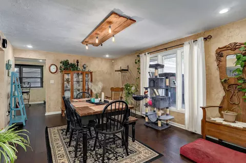 1308 W Swan St, Springfield, MO 65807 photo 6