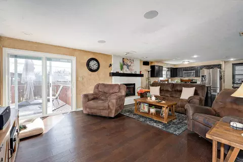 1308 W Swan St, Springfield, MO 65807 photo 7
