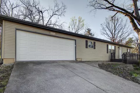 706 S 6th St, Ozark, MO 65721 photo 4