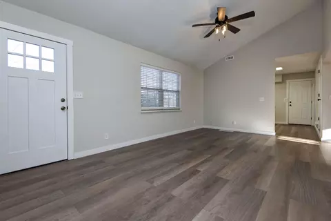 706 S 6th St, Ozark, MO 65721 photo 9