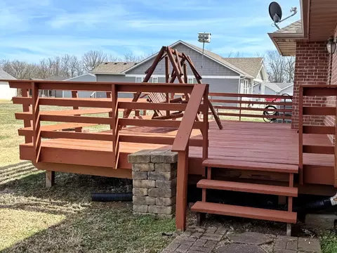 Exterior - 2004 N Lynn St, Nevada, MO 64772 photo 7 of 7