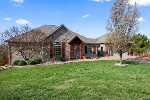 281 Silver Sunset Ln, Kimberling City, MO 65686