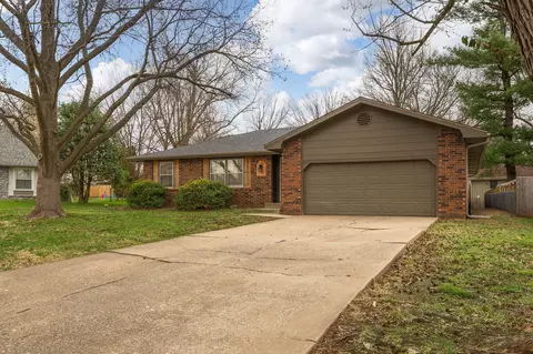 3320 S Graystone Ave, Springfield, MO 65804 photo 3