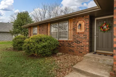 3320 S Graystone Ave, Springfield, MO 65804 photo 4