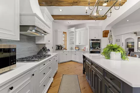 Kitchen - 6221 S Bluff Ridge Rd, Ozark, MO 65721 photo 7 of 7