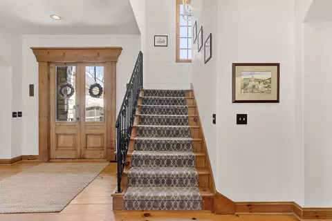 Entry Way - 6221 S Bluff Ridge Rd, Ozark, MO 65721 photo 6 of 8