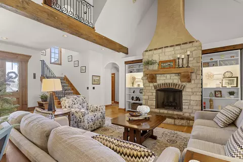 Living - 6221 S Bluff Ridge Rd, Ozark, MO 65721 photo 3 of 9