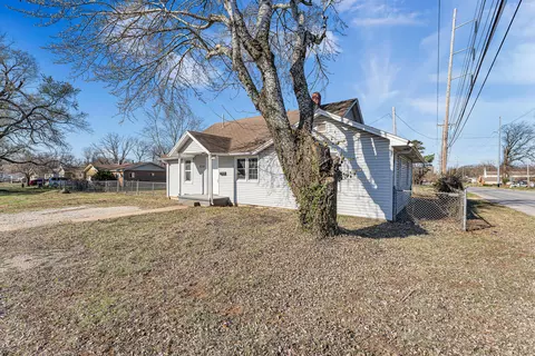 939 N Brown Ave, Springfield, MO 65802 photo 2