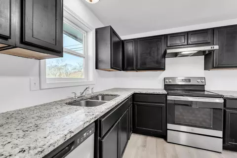 939 N Brown Ave, Springfield, MO 65802 photo 15