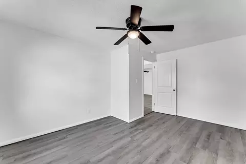 939 N Brown Ave, Springfield, MO 65802 photo 25