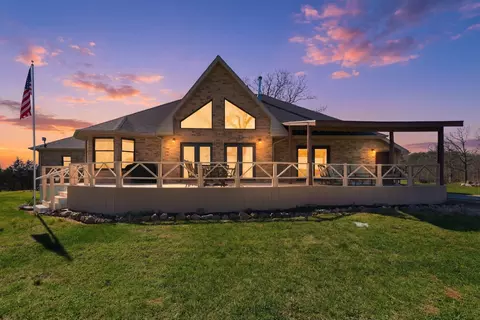 Exterior - 24352 State Highway Ee, Aurora, MO 65605 photo 2 of 16