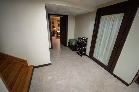 Entry Way - 24352 State Highway Ee, Aurora, MO 65605 photo 8 of 9