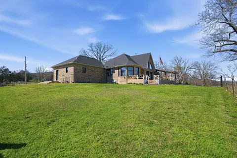 Exterior - 24352 State Highway Ee, Aurora, MO 65605 photo 7 of 16