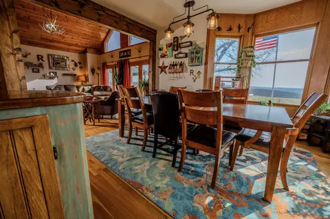 Dining - 24352 State Highway Ee, Aurora, MO 65605 photo 1 of 3