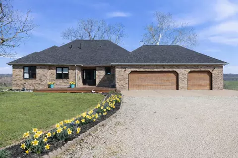 Exterior - 24352 State Highway Ee, Aurora, MO 65605 photo 1 of 16