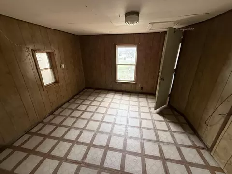 Bedroom - 2805 W Olive St, Springfield, MO 65802 photo 3 of 3