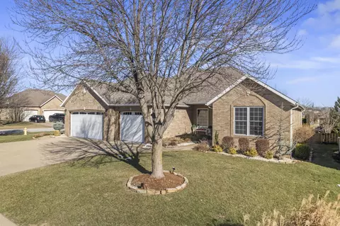 1460 Glade Ave, Springfield, MO 65802