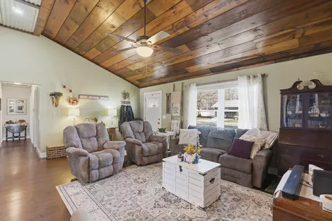 720 E Burford St, Marshfield, MO 65706 photo 6