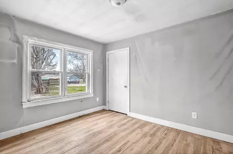 2124 N Kansas Expy, Springfield, MO 65803 photo 11