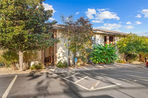 243 Clubhouse Dr #19, Branson, MO 65616