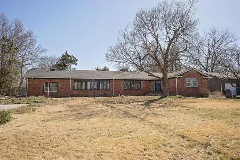 516 S Weller Ave, Springfield, MO 65802
