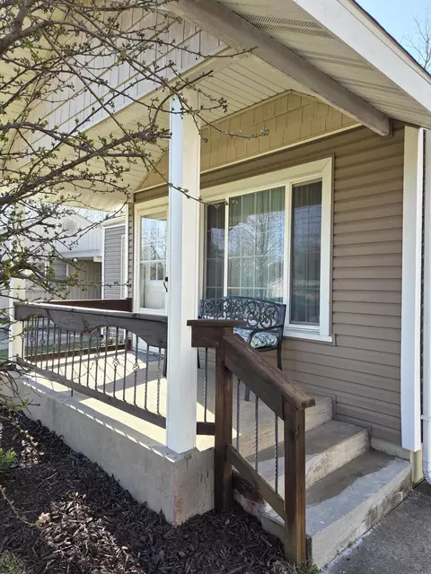 1428 E Portland St, Springfield, MO 65804 photo 13