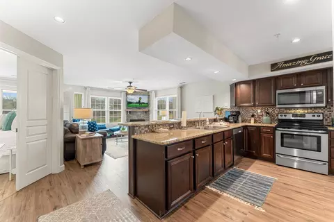 351 S Wildwood Dr #4, Branson, MO 65616
