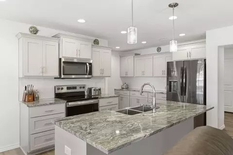 Kitchen - 685 W Butterfield Dr, Nixa, MO 65714 photo 1 of 4