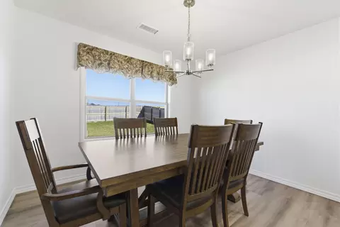 Dining - 685 W Butterfield Dr, Nixa, MO 65714 photo 1 of 1