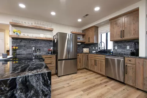 18 Bradford Pl #534, Branson, MO 65616