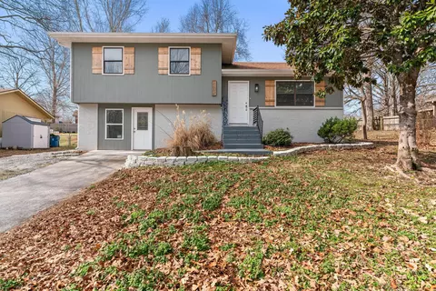 Exterior - 1804 E Samuel J St, Ozark, MO 65721 photo 2 of 8