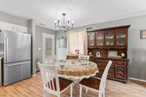 Dining - 1804 E Samuel J St, Ozark, MO 65721 photo 2 of 2
