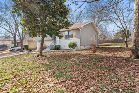 Exterior - 1804 E Samuel J St, Ozark, MO 65721 photo 4 of 8